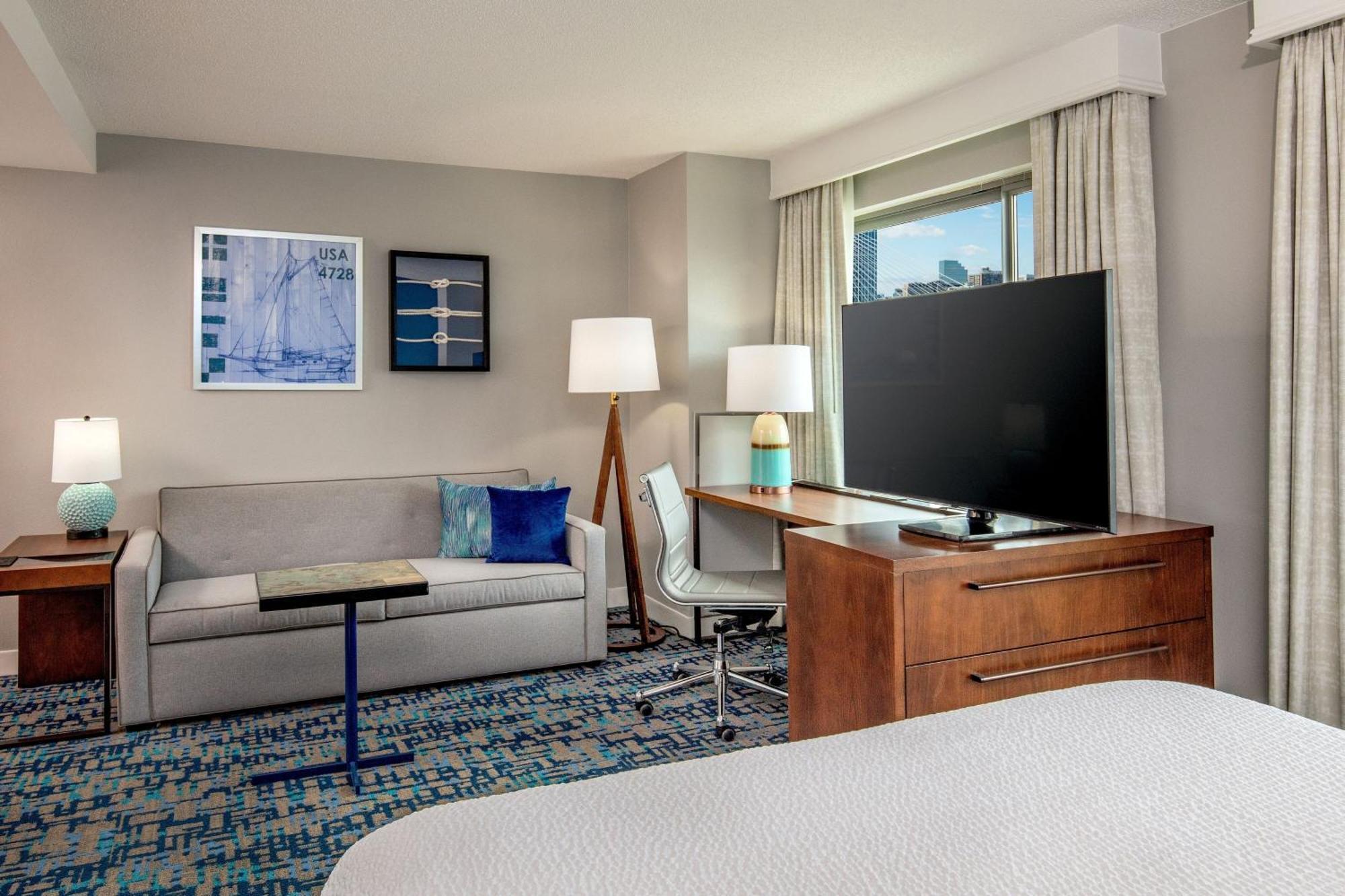 Residence Inn By Marriott Boston Harbor On Tudor Wharf Zewnętrze zdjęcie