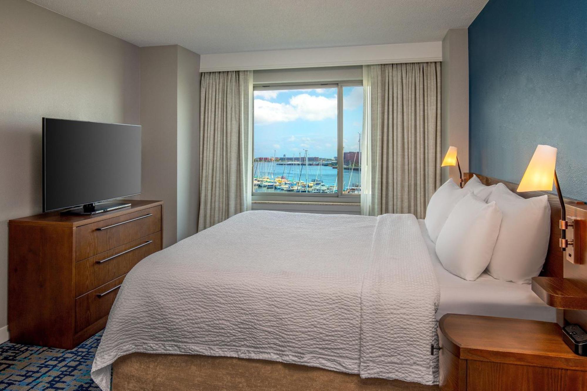 Residence Inn By Marriott Boston Harbor On Tudor Wharf Zewnętrze zdjęcie
